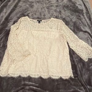 Lace 3/4 sleeve top